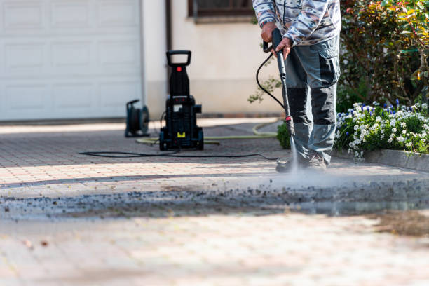 Why Choose Our Certified Pressure Washing Experts for Your Project Needs in Bloomfield, MO?